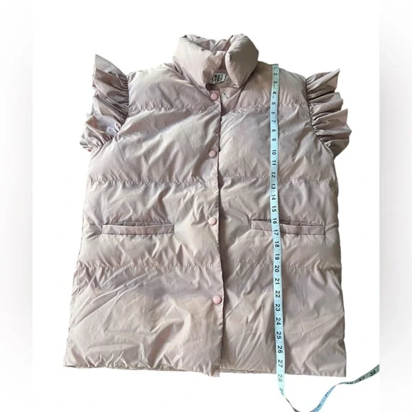 Bucket List Dusty Pink Ruffle Sleeve Oversized Puffer Vest size M - Picture 6 of 12